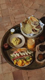 Dining & Flavours