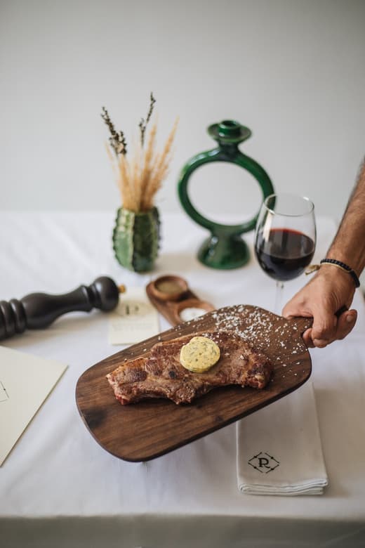 Rotisserie de la Paix — 13