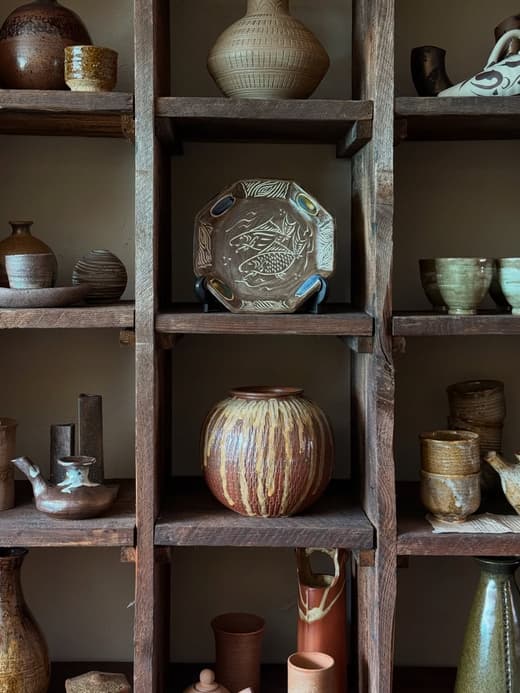 Gallery โ 1