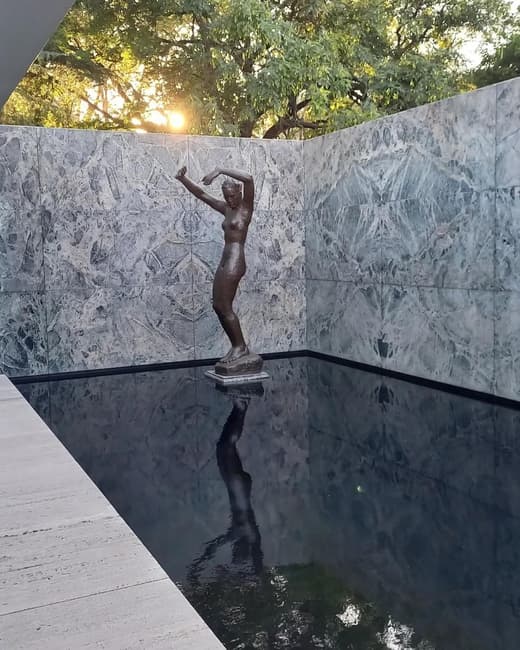 Mies van der Rohe Pavilion — 8