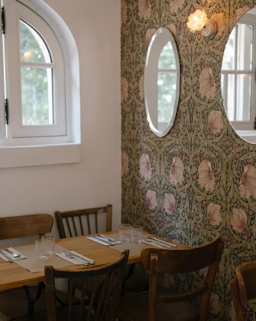 La Maison Rose — 6