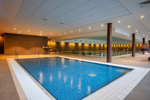 David Lloyd Uccle — 6