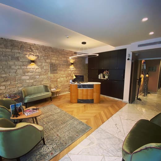Hôtel Des Arts Montmartre — 6