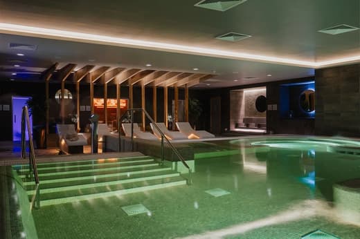 David Lloyd Uccle — 5