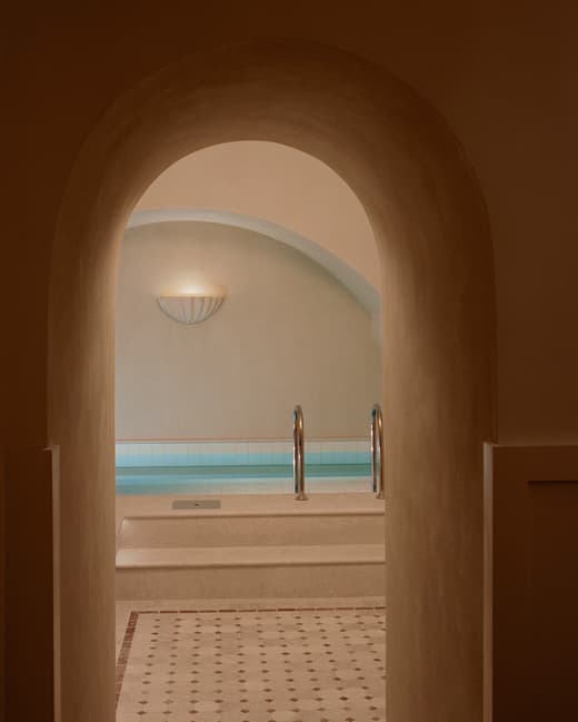 Château Voltaire — 4