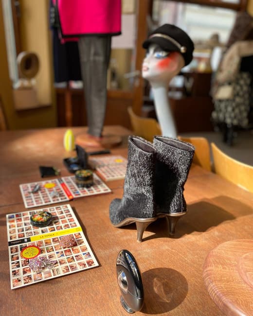 Ramon & Valy Vintage Shop — 9