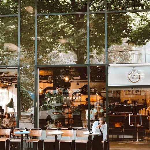 Cafe de la Presse — 2