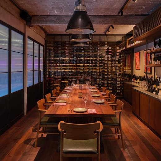 Mod Kaew Wine Bar — 1