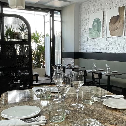 Notre restaurant  — 1