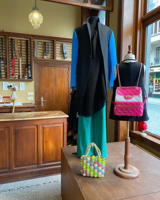 Ramon & Valy Vintage Shop — 7