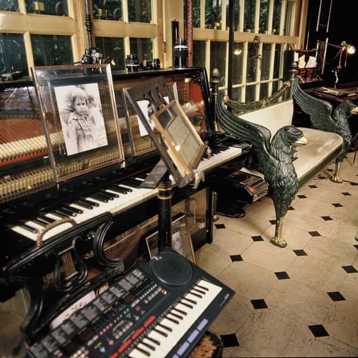 Maison Gainsbourg — 8