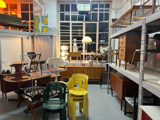 Faible Furnishings - Vintage & Midcentury Design Interior — 2