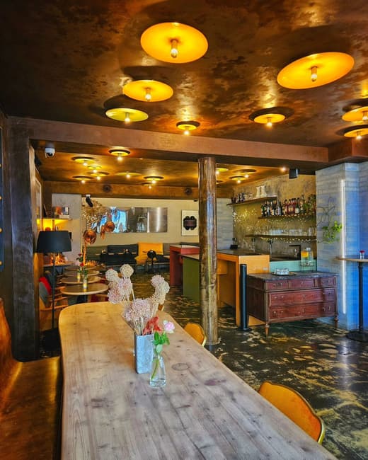 BOUTIQUE HOTEL LA NOUVELLE RÉPUBLIQUE — 5