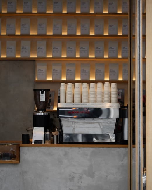 WHITE Coffee — 4