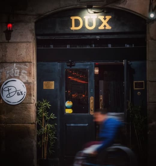 Dux — 8