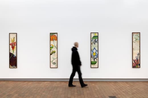 V1 Gallery — 1