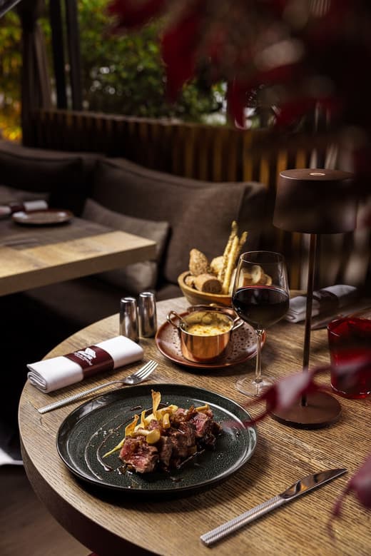 Table Du Marche — 3
