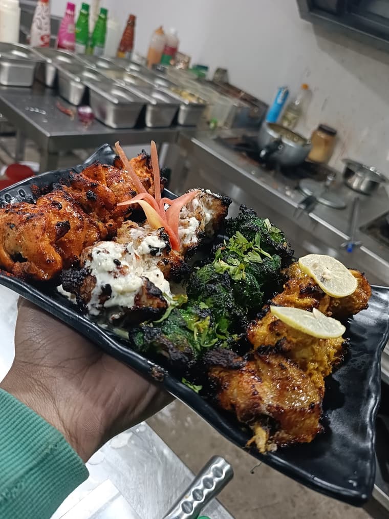 Shahi Dastarkhwan — 2