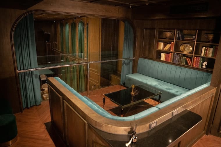 2463 Speakeasy — 6