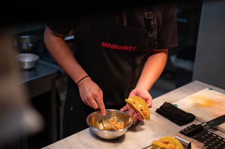MINIMARKET CLUB — 4