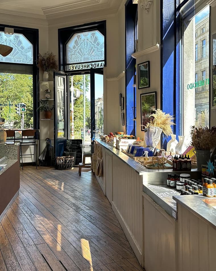 Petit Mercado — 2