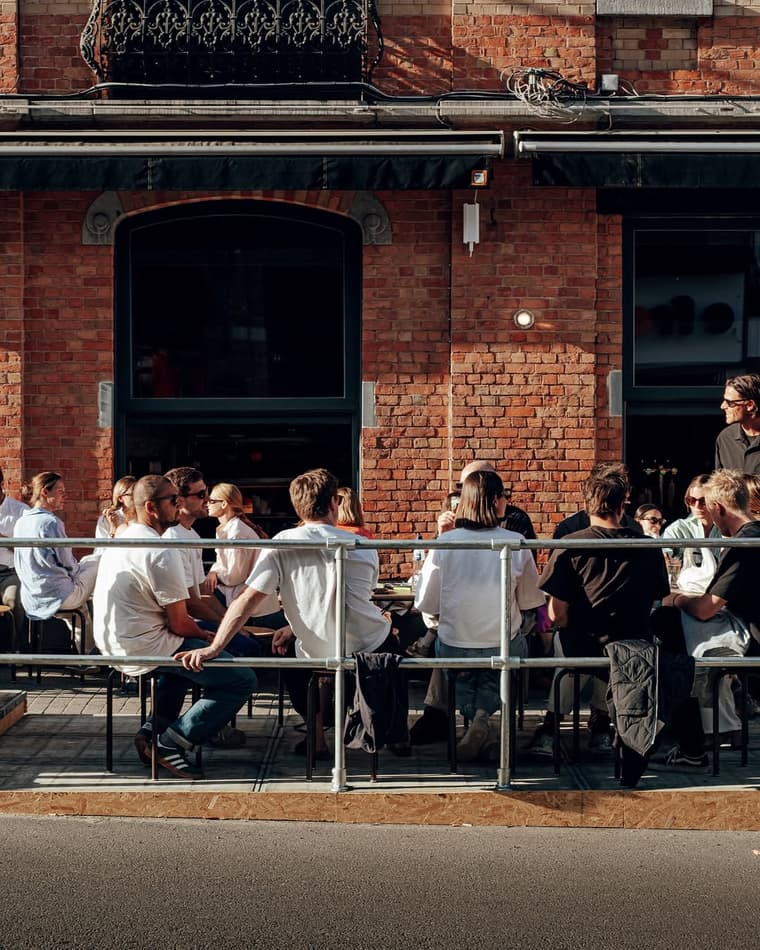Boaboa Records Café — 11