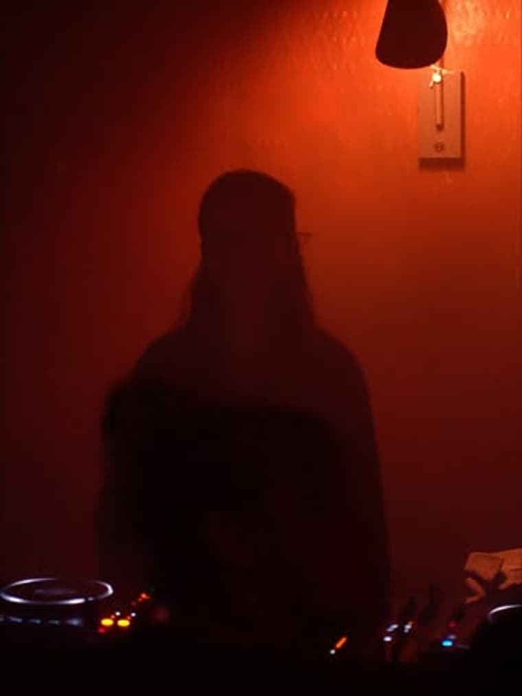 OJAS Listening Room — 4