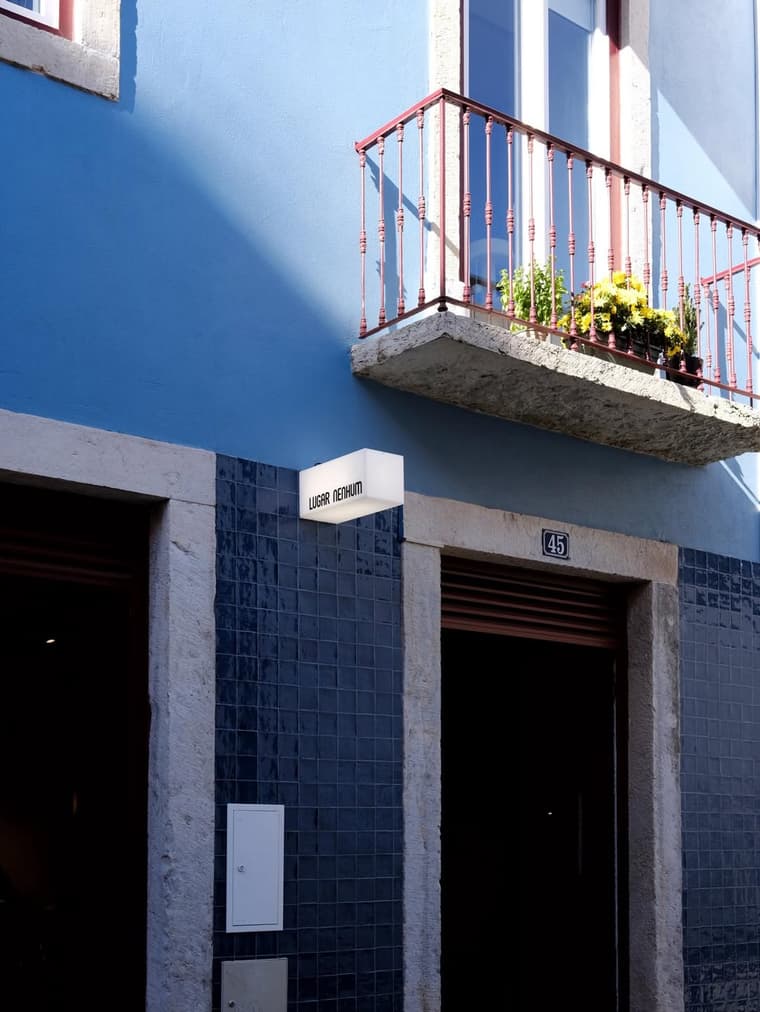 Lugar Nenhum — 1