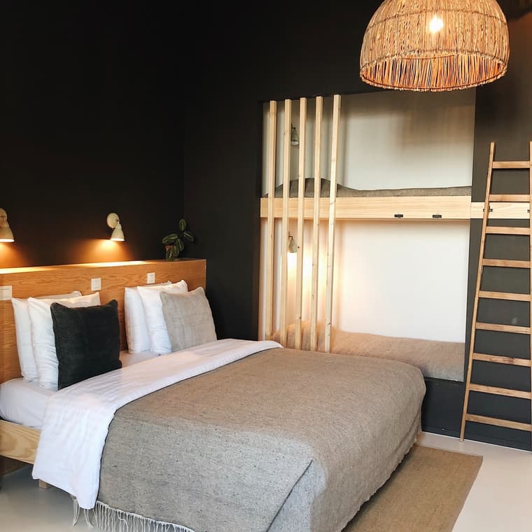 LATROUPE Jardin Secret Hotel Brussels — 10