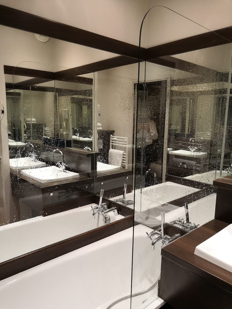 Hotel Des Beaux Arts — 7