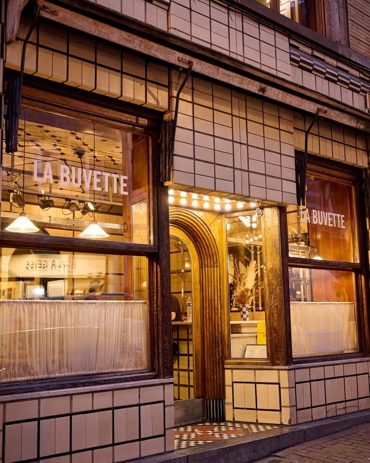 La Buvette — 1