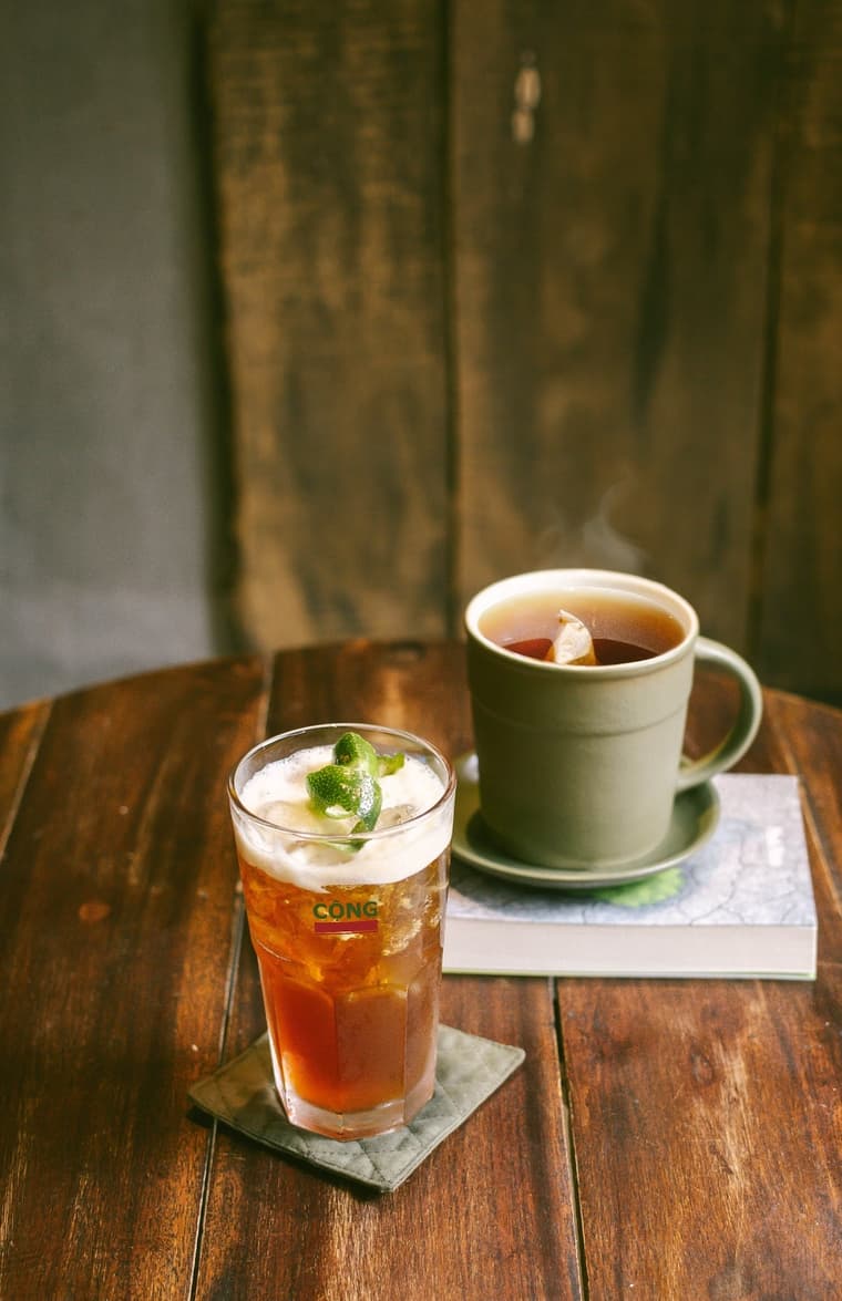 Cong Cafe – Cau Go — 2