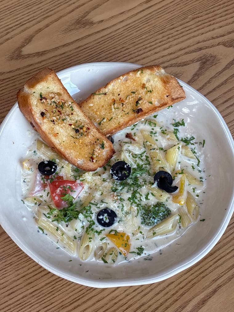 The Seven Tables Cafe — 3