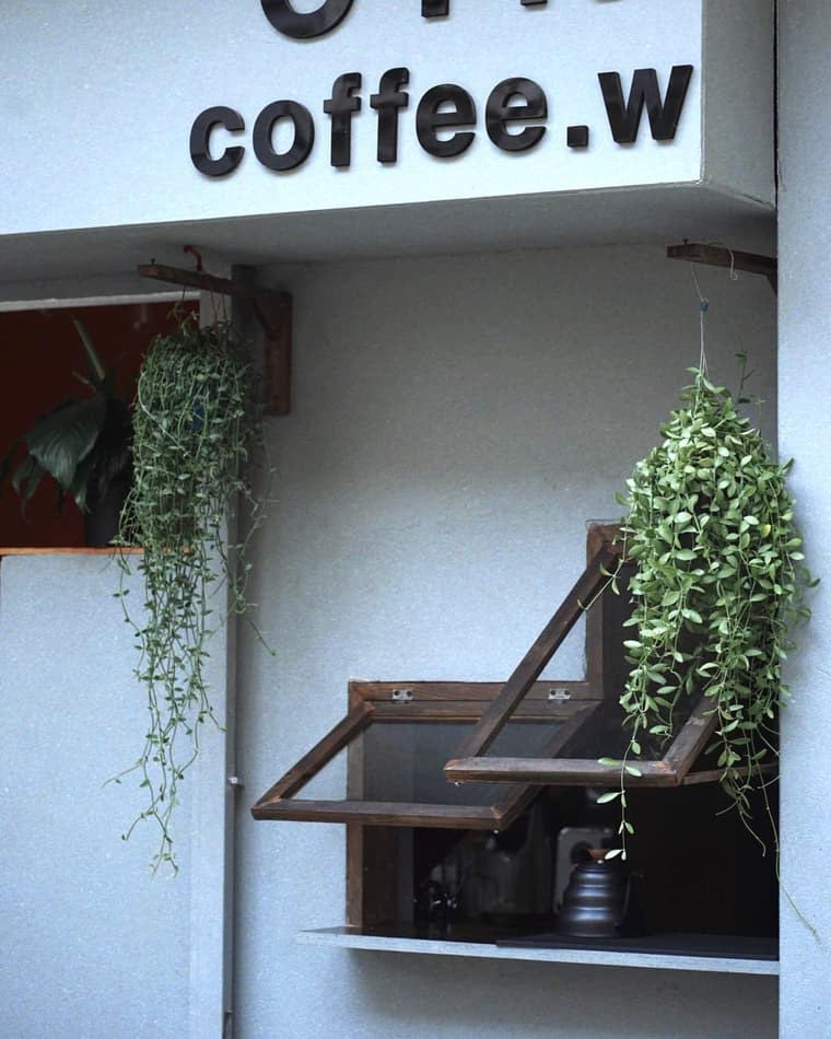 Cyn Cofee.W — 4