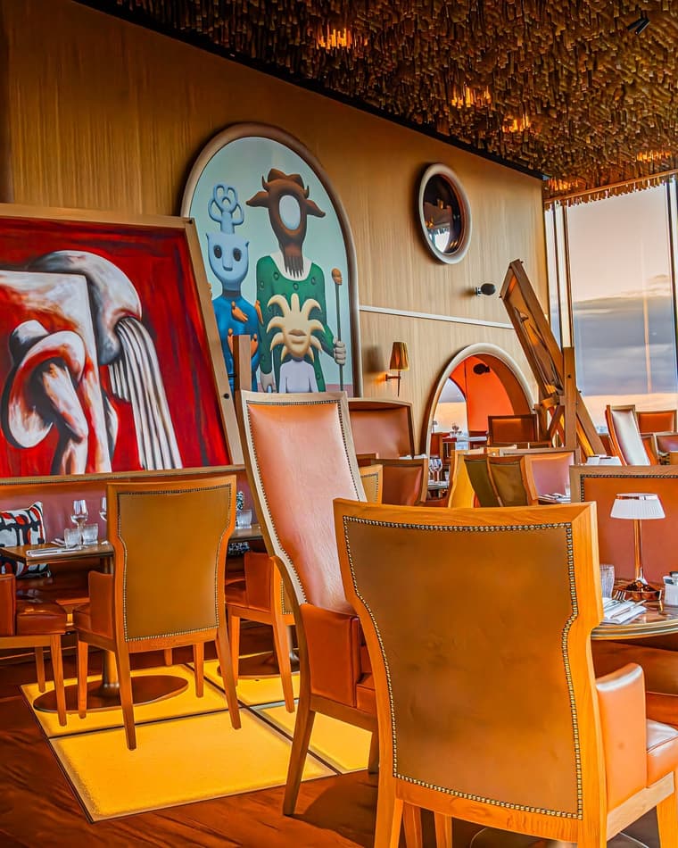 TOO Restaurant — 1
