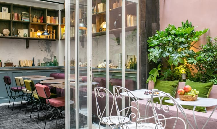LA PLANQUE HOTEL — 8