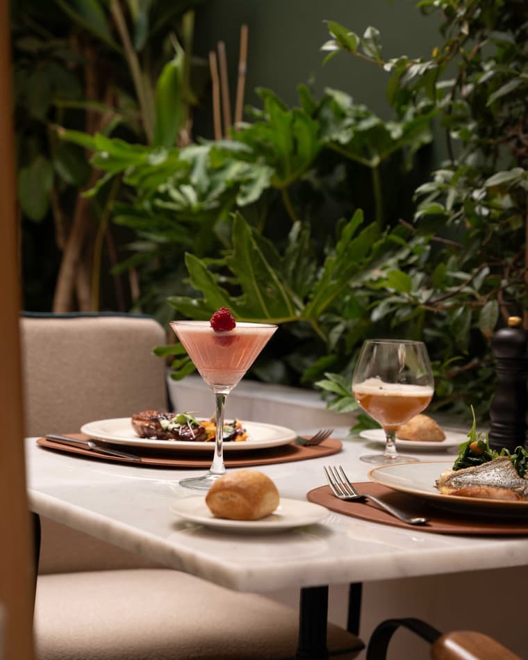 Notre restaurant  — 12