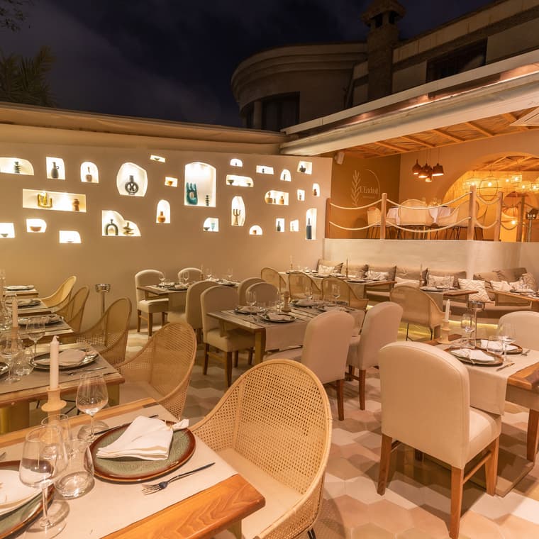 L'Endroit Restaurant — 6