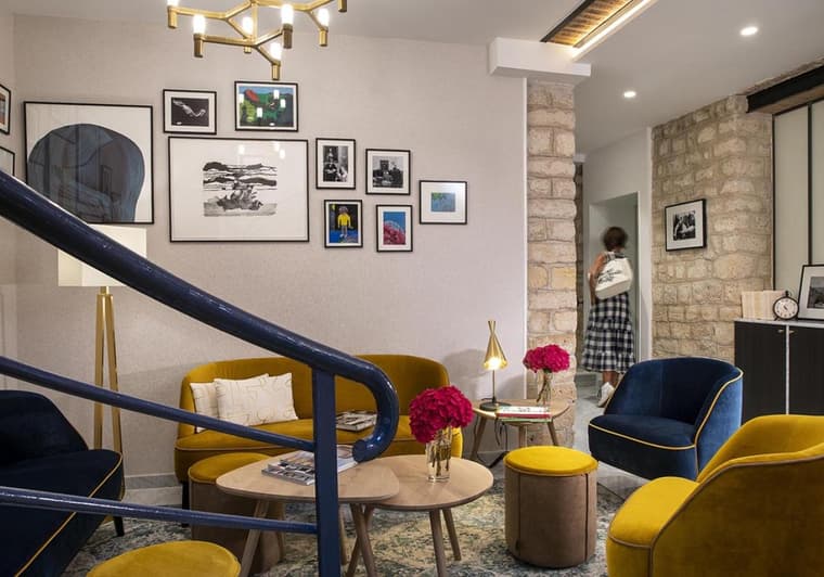 Hôtel Des Arts Montmartre — 7