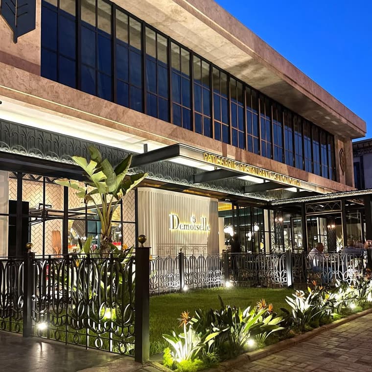 Notre restaurant โ 7