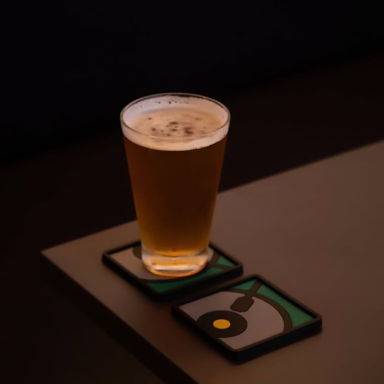 aftersun - Listening bar — 2