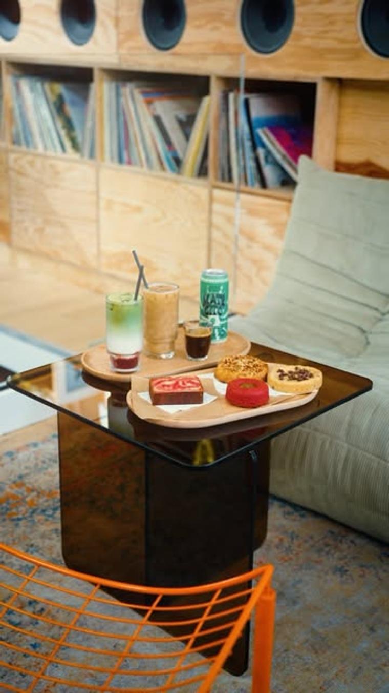 Café Visionnaire — 3