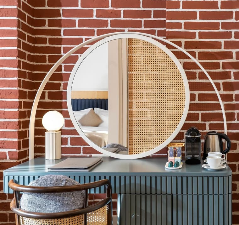 Ecole St. Pierre Hotel — 11