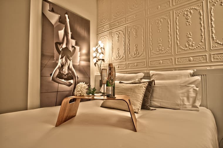 Hotel Des Beaux Arts — 3