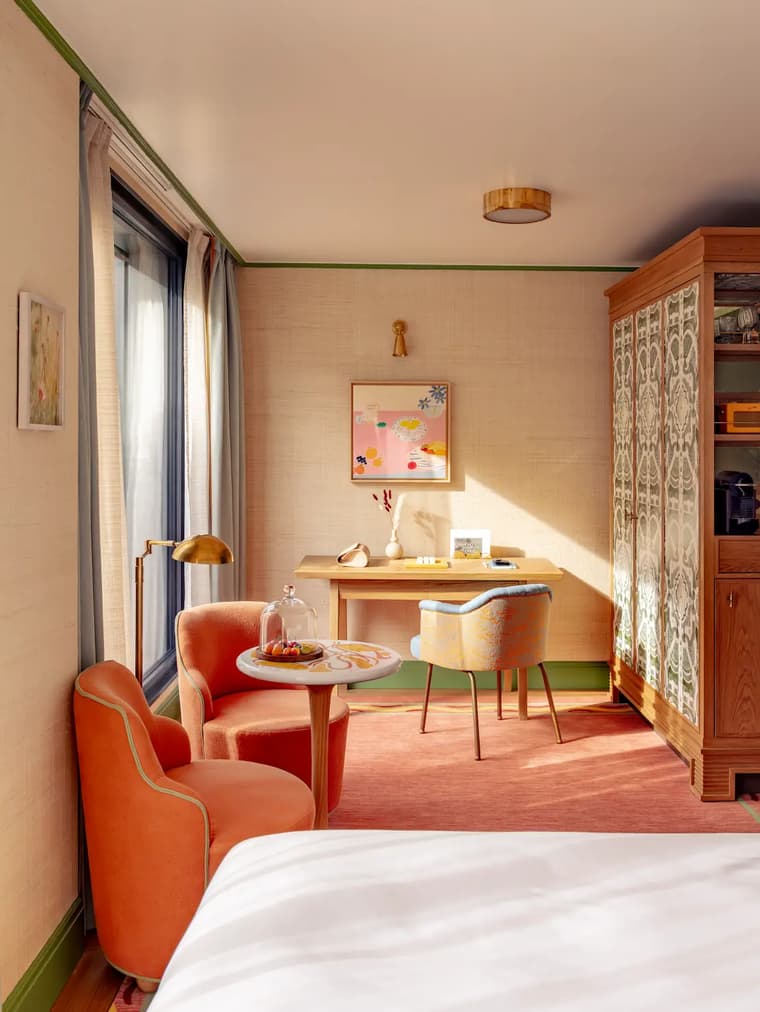 Our rooms and suites — 4