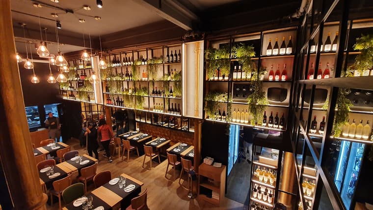 Luigi Ristorante - Via Laietana — 5
