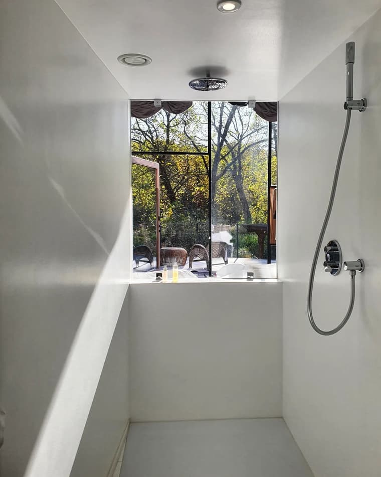 Room8 Glamping — 2