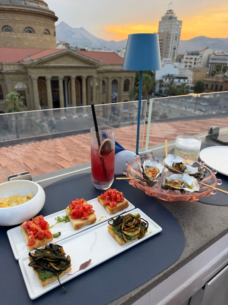 Doba restaurant and terrace — 2