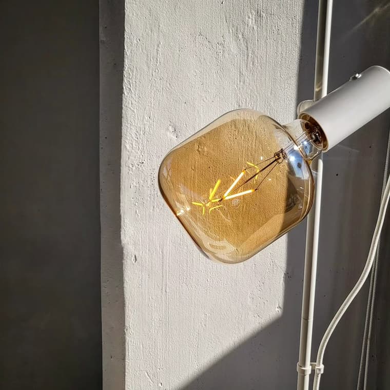 Thirsty Ant — 9