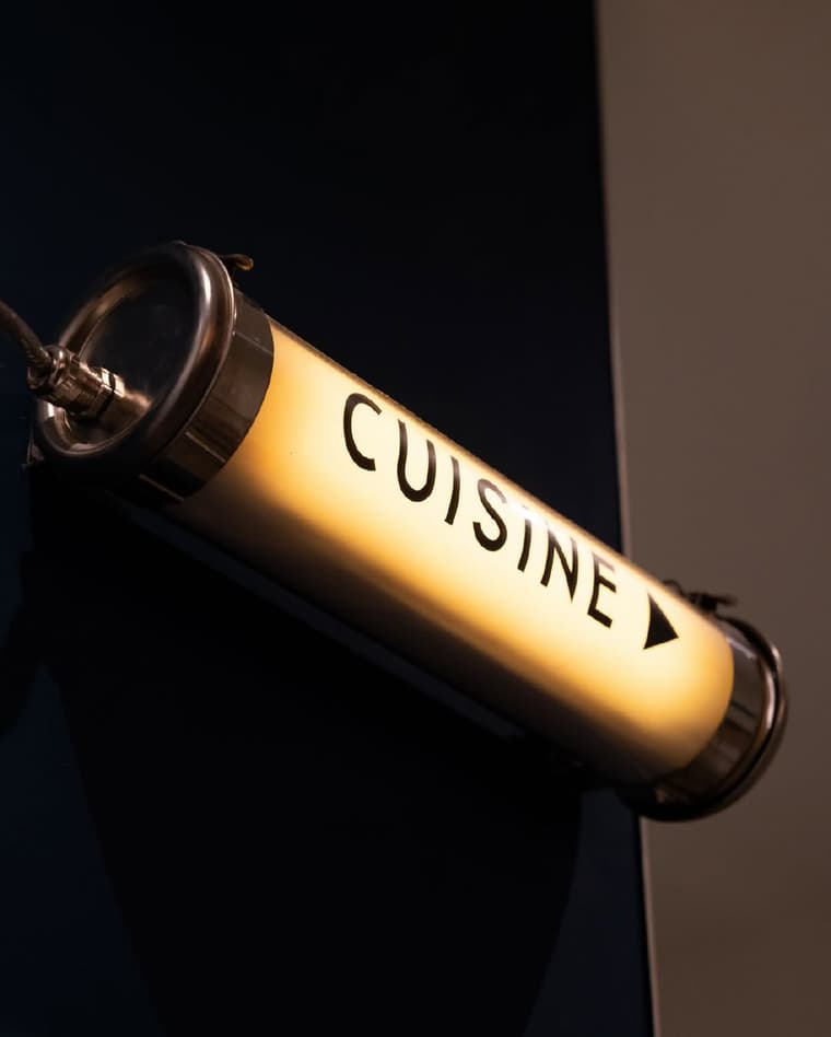 Cafē Bastoche — 2